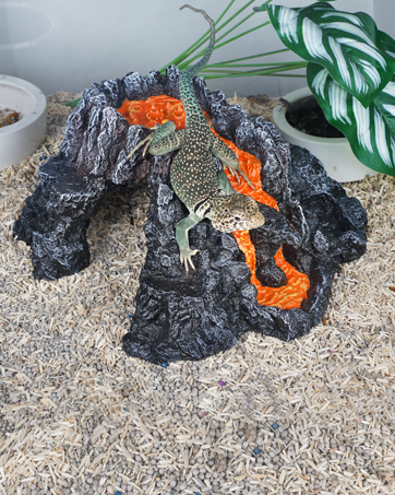 Reptile Volcano Sunbed Hideout