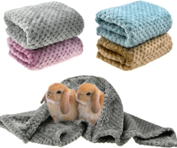 Vehomy 4Pcs Guinea Pig Blankets Hamster Flannel Blanket Bunny Blanket Cage Liners Small Pet Fleece Sleep Blankets Bedding Mats Bathe Towels for Hamster Guinea Pig Rabbit Kitten Chinchilla Hedgehog