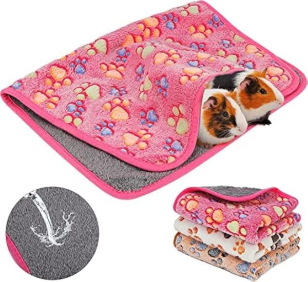 HYLYUN Waterproof Guinea Pig Blankets, 3 Pack Washable Small Animals Fleece Cage Liners Pet Soft Sleep Mat Cover Warm Flannel Throw for Hamster Guinea Pig Rabbit Chinchilla Hedgehog Ferret -90 * 60cm